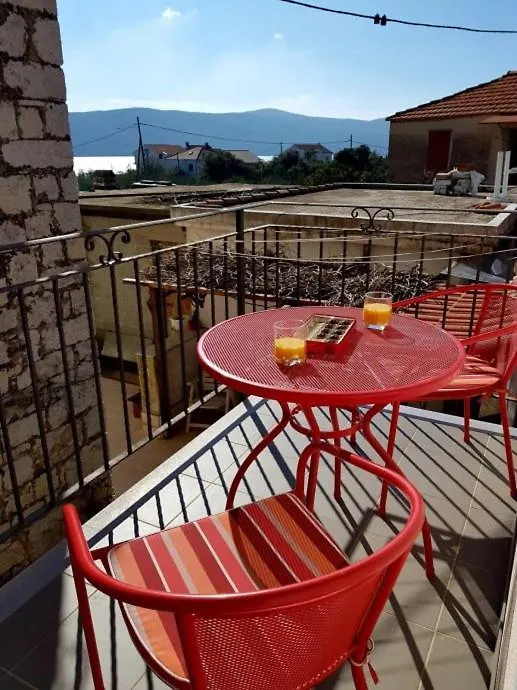 Apartment Murva Seget Vranjica